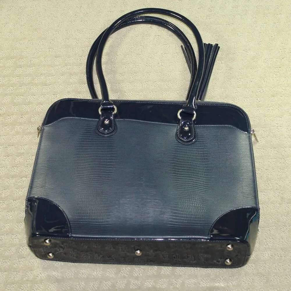 My Best Friend is a Bag discover chic